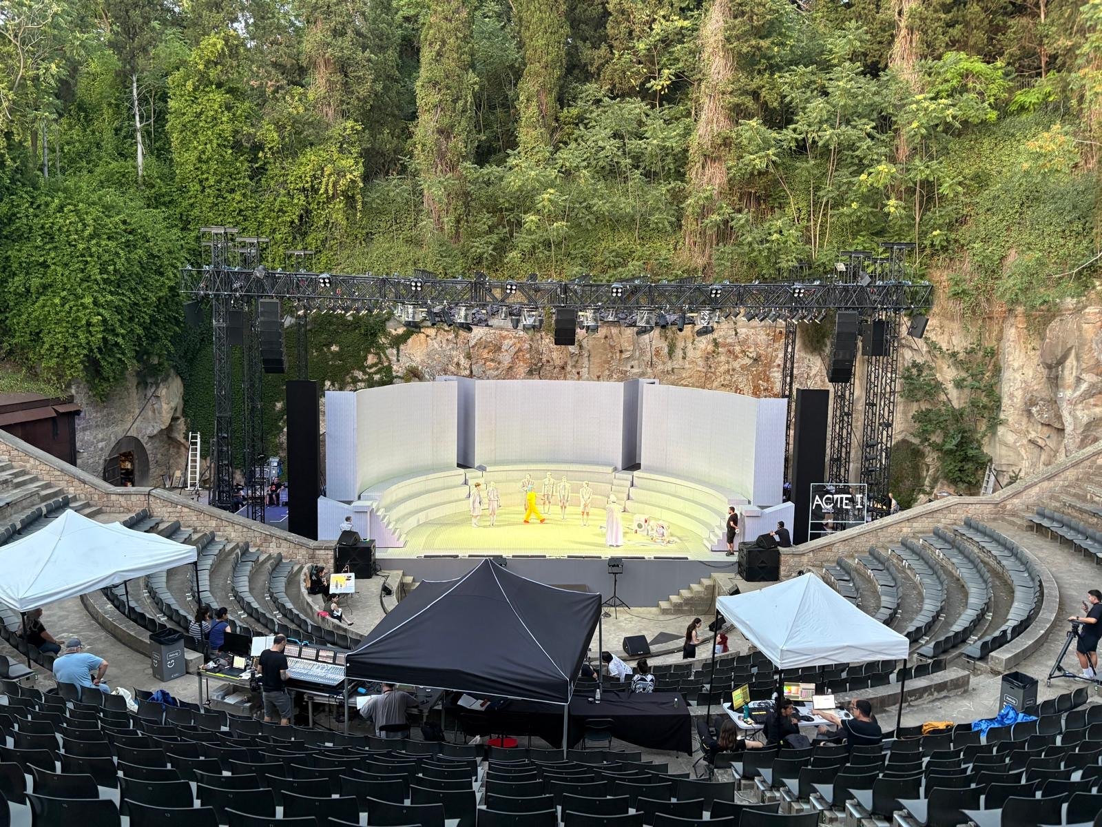 Open-air amphitheatre rehearsal